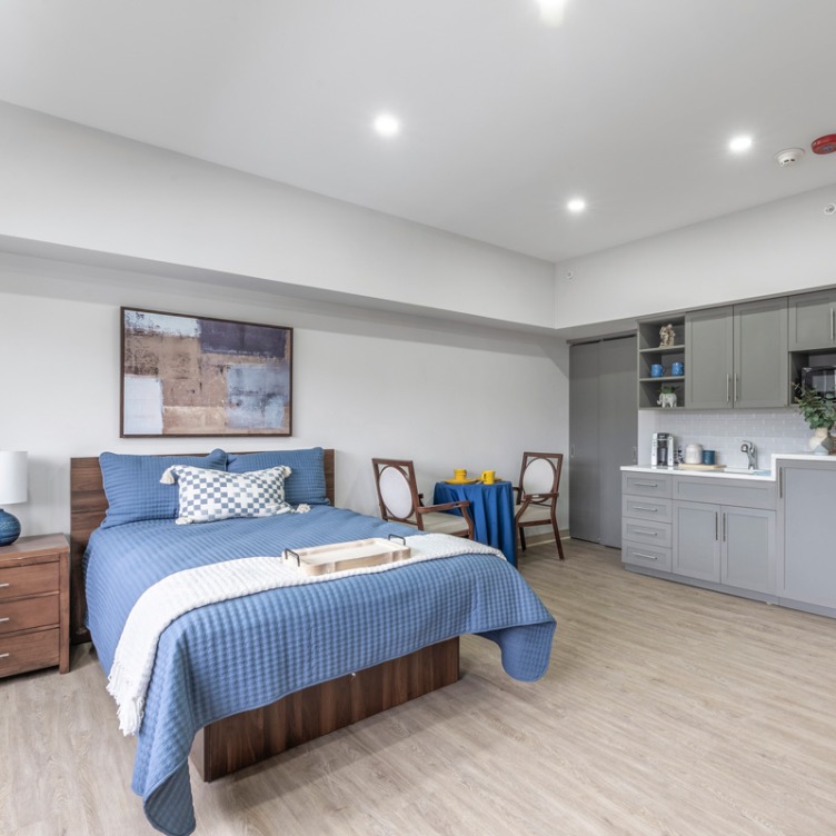 Assisted living space with amenities in Clinton, NJ